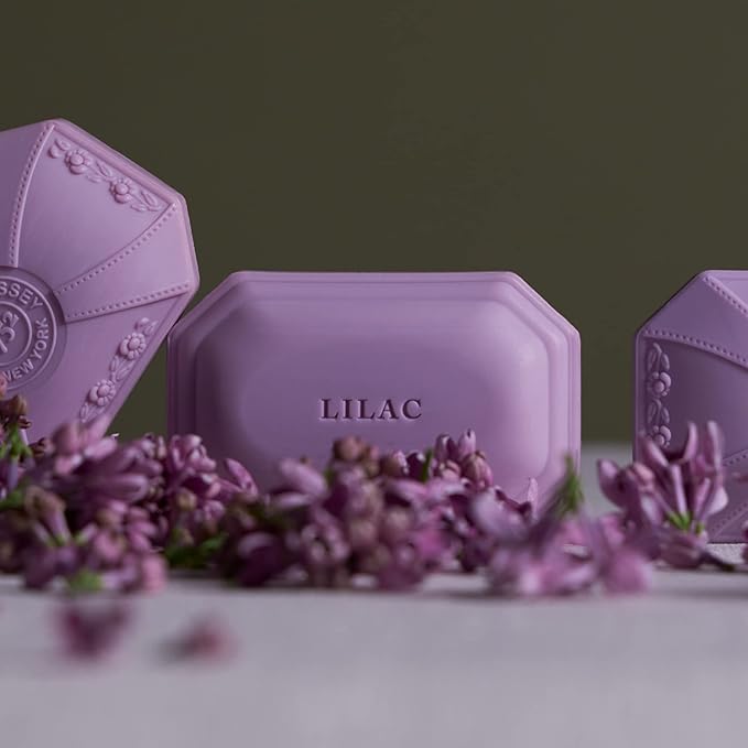 Caswell-Massey Natural Bar Soap for Women, Moisturizing Body Soap Bar for All Skin Types, Made with Essential Oils & Plant-Based Formula for Soft Skin, Lilac, 3.5 oz