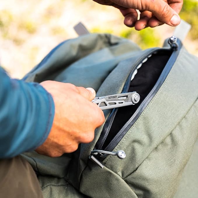 Gerber Gear Armbar Slim Drive Pocket Knife EDC Multitool with Screwdriver, Bottle Opener, Onyx