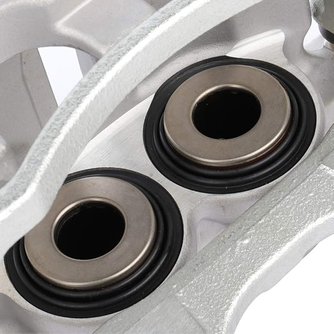 cciyu Rear Right Brake Caliper Assembly w/Bracket 18-B4765 For Cadillac 2002-2006,For Chevy 2000-2007,For GMC 2000-2007