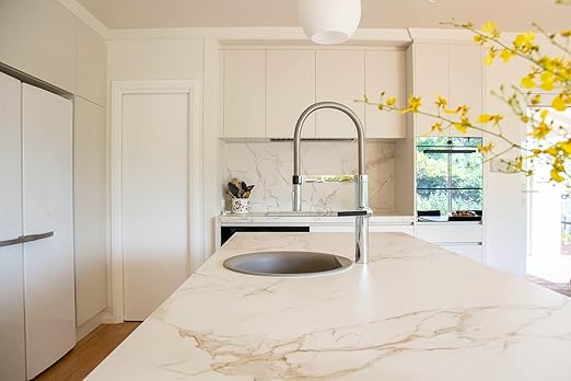 Premium Resin Polishing Kit for High Gloss Finishes - Epoxy Compound Smooths Out Counters, Marble, Glass, Metal, Rock