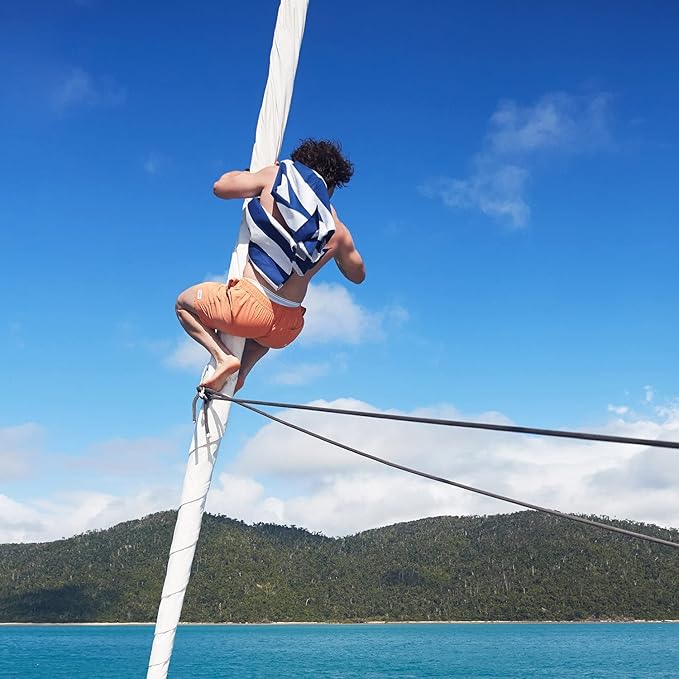 Dock & Bay Beach Towel - Quick Dry, Sand Free - Compact, Lightweight - 100% Recycled - Includes Bag - Cabana - Whitsunday Blue - Large (160x90cm, 63x35)