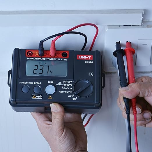 UNI-T 2500V Insulation Megger Tester Megohmmeter, Ground Resistance Tester Meter 0 Megohm to 20GΩ with AC 500V/1000V Testing Voltage & LCD Display Backlight(UT502A)