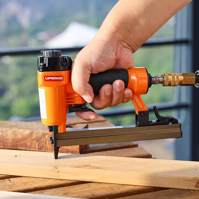 7116 Pneumatic 22 Gauge Stapler 3/8-Inch Crown 1/4-Inch to 5/8-Inch Length, Air-Powered Upholstery Stapler for Carpentry, Woodworking and DIY Projects