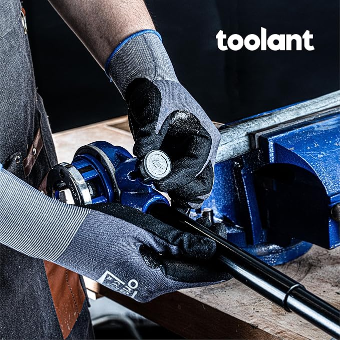 toolant Ratchet Pipe Threader Kit, NPT 1/2" - 1" Manual Ratcheting Pipe Threader, Portable Pipe Threading Tool Set with 3PCS NPT Dies, Storage Case for Galvanized Aluminum Iron Copper Pipes